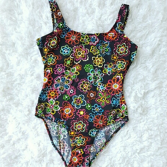 Multicolor Onepiece - Picture 7 of 7